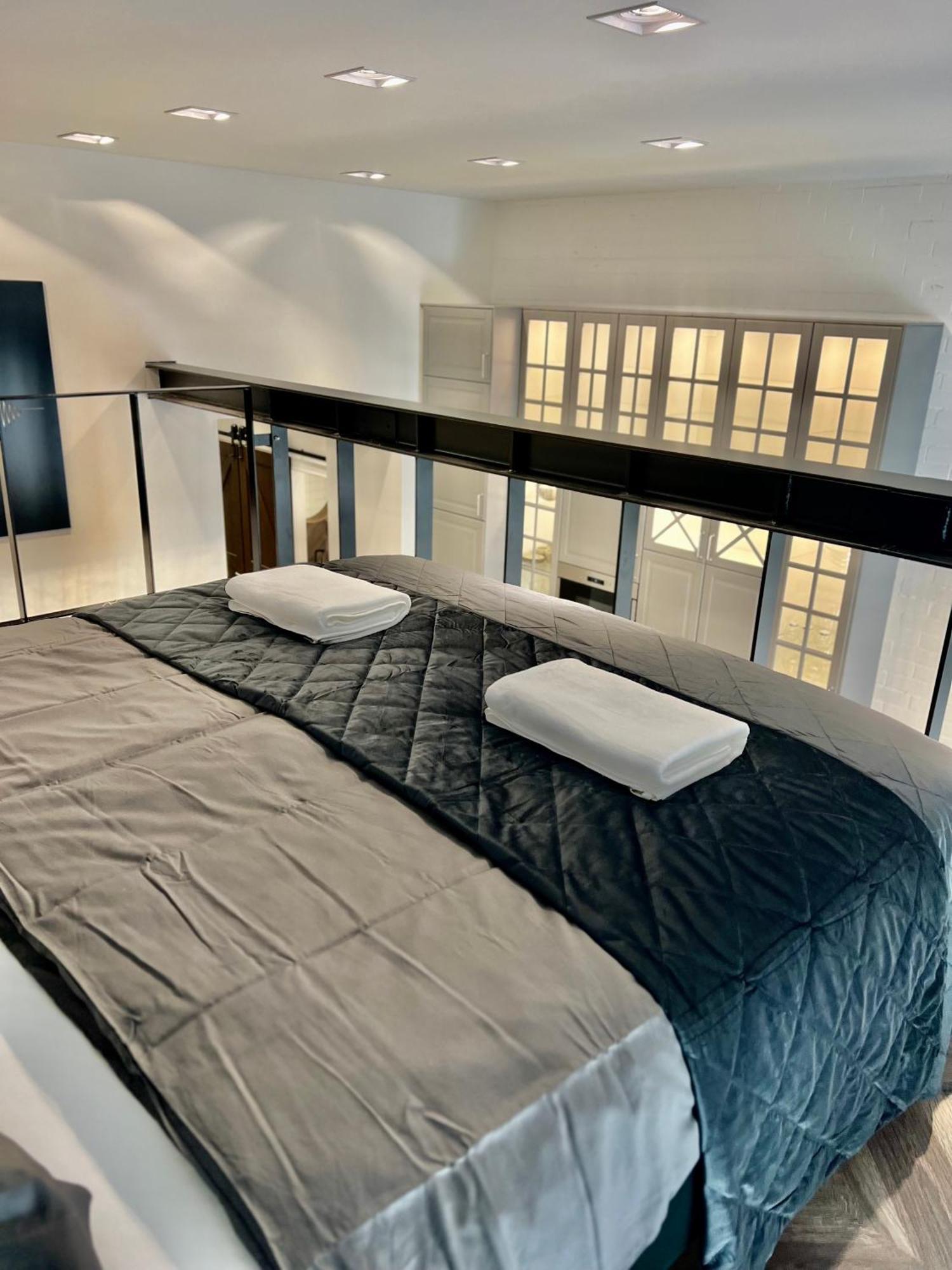 Appartamento Awesome Loft - King Street Budapest Esterno foto
